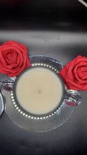 Load image into Gallery viewer, Honey Suckle Candle